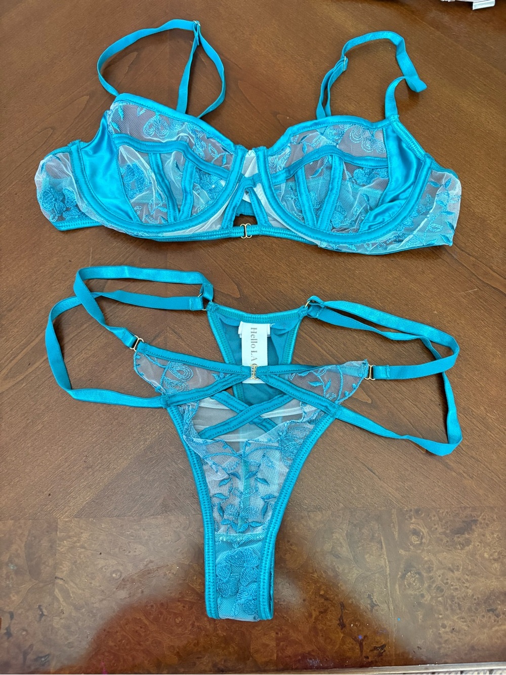 Hello LA Girl Teal Lace Bra with Gold Accent